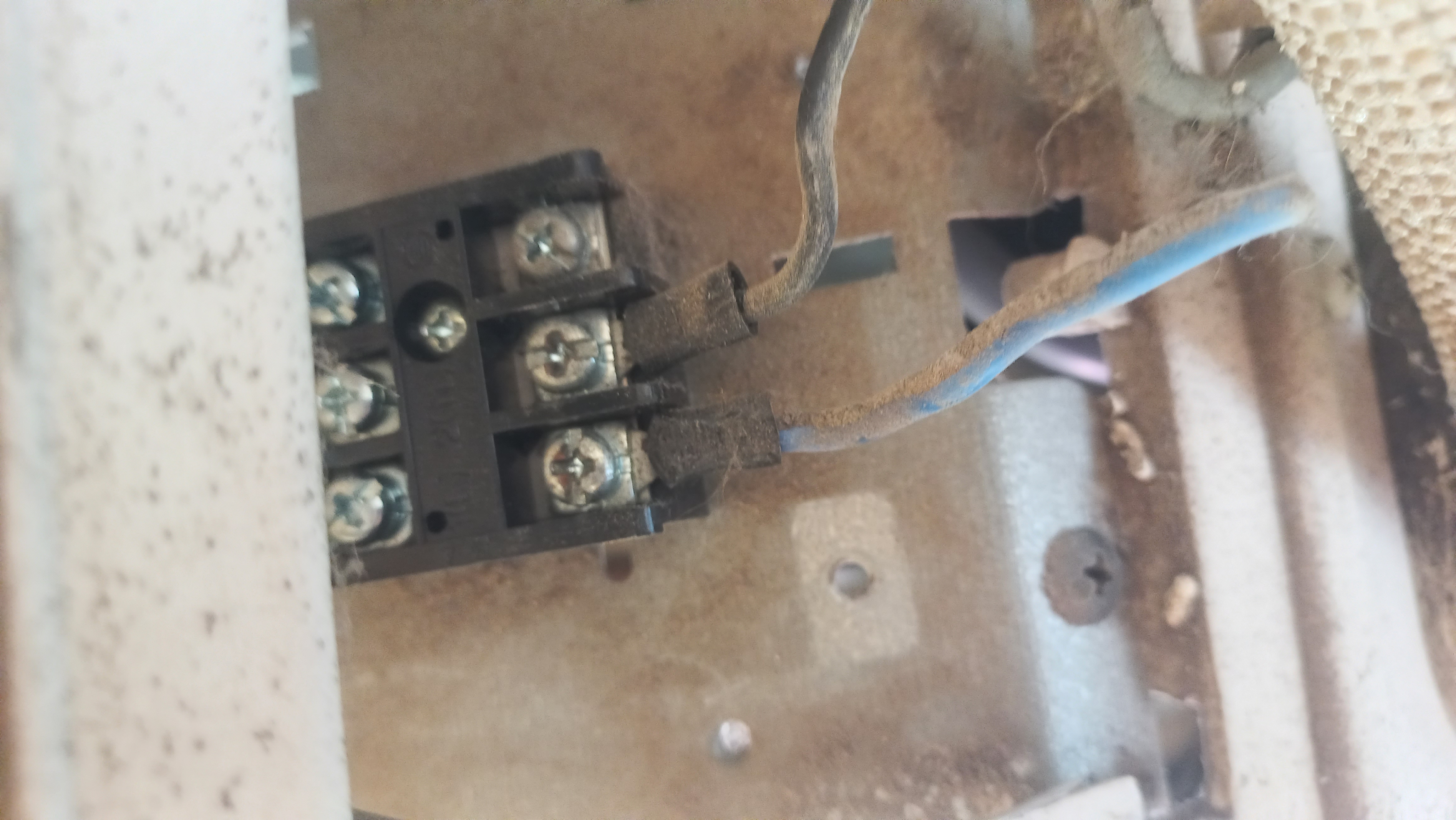 Servis AC